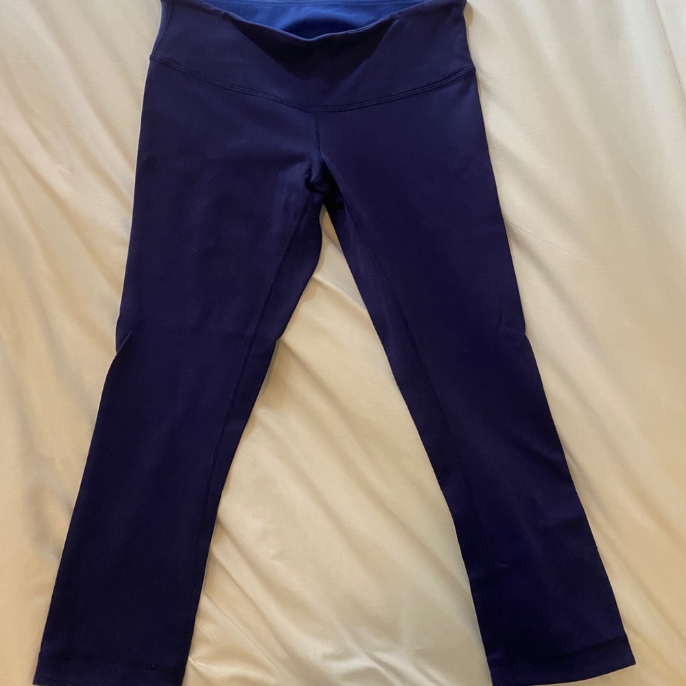 Reversible blue Lululemon leggings!!!